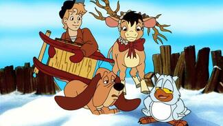 Eine Kuh mit aus Stöcken gebautem Geweih ist zu sehen neben einem Hund, einer Eule und einem Kind. Es ist Winter und alle sehen sehr süß aus.